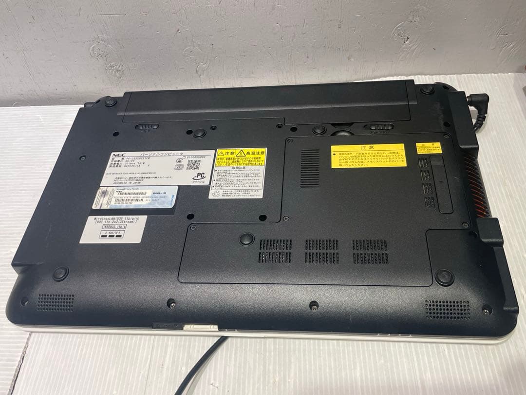 【NEC/エヌイーシー】パーソナルコンピュータ　パソコン　通電確認済　PC
