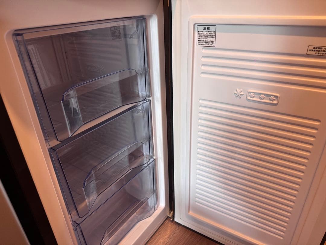 アイリスオーヤマ 60L ブラック 冷凍庫 IUSD-6B