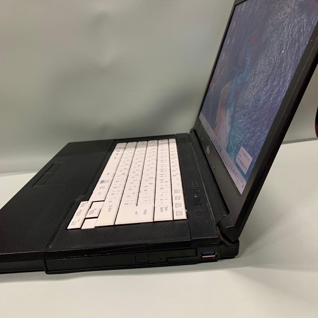 富士通ノートパソコン美品DVD 爆速SSD Windows11
