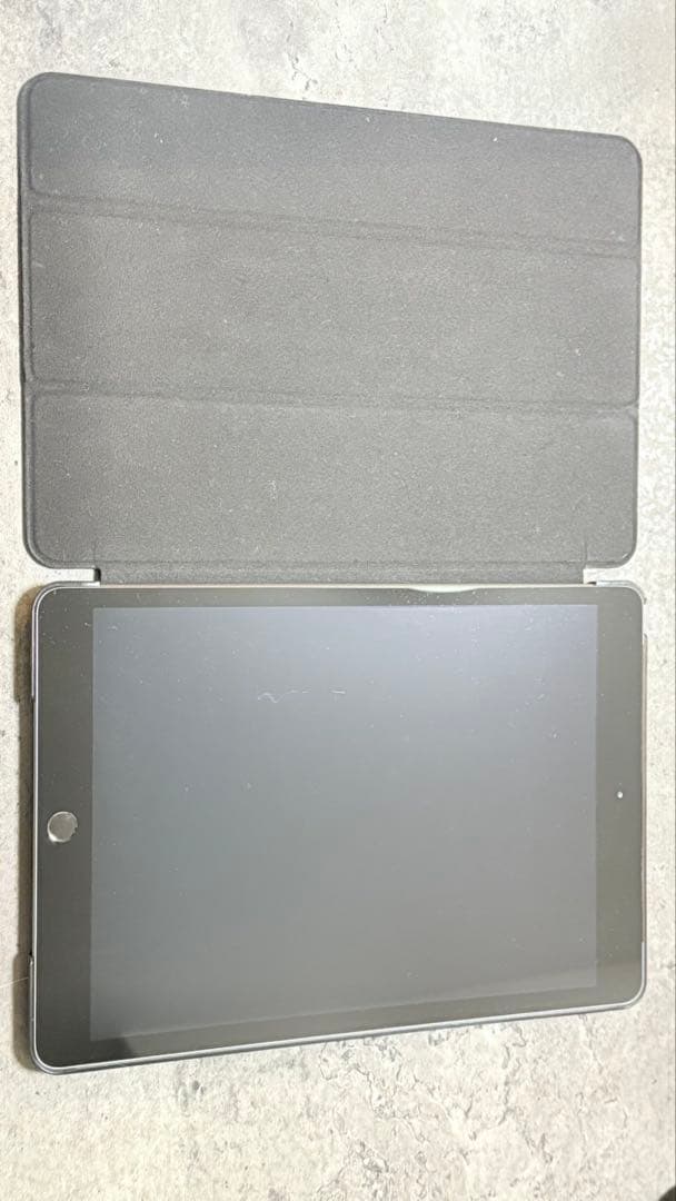 Apple iPad 第7世代　32GB MW6A2J/A