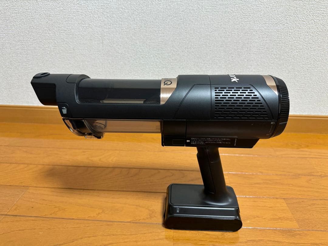 Shark CleanSense iQ+ IW3241JBK メタルブラック