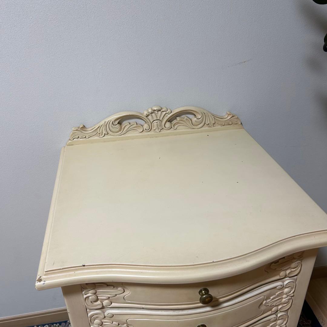 アイボリー 天然木 クラシックチェスト 4段　猫脚