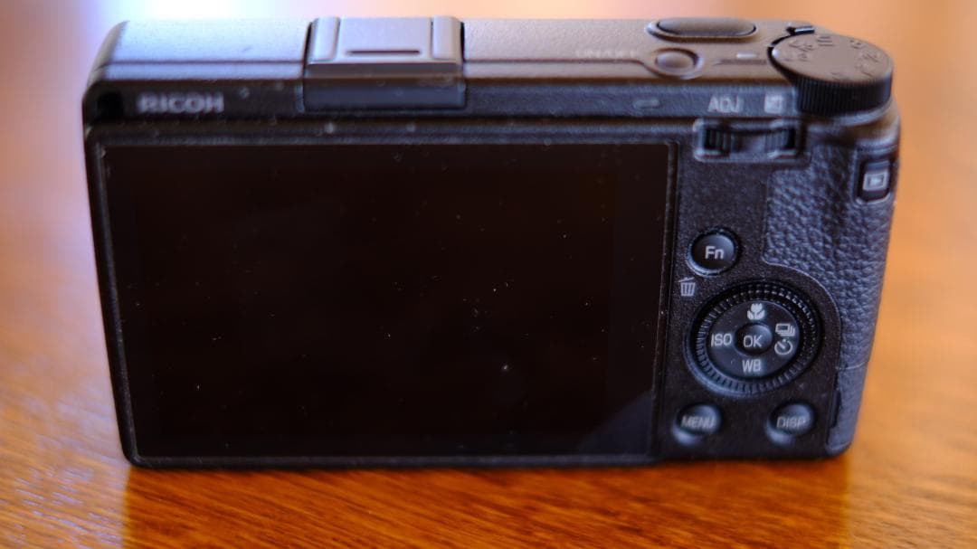 RICOH GR3 デジタルカメラ（撮影枚数326枚）