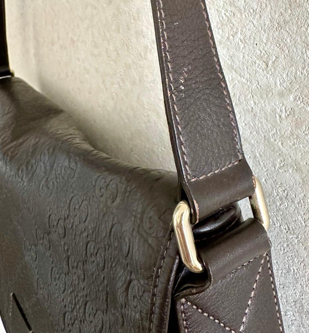 グッチシマ　メンズ　斜めかけバッグ　ダークブラウン