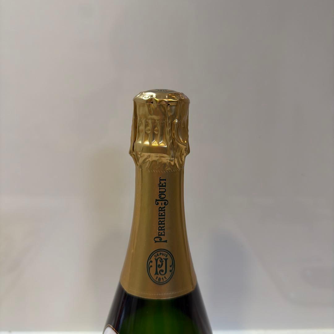 ベルエポック 2016 750ml 1本 新品 未開栓 箱無し シャンパン