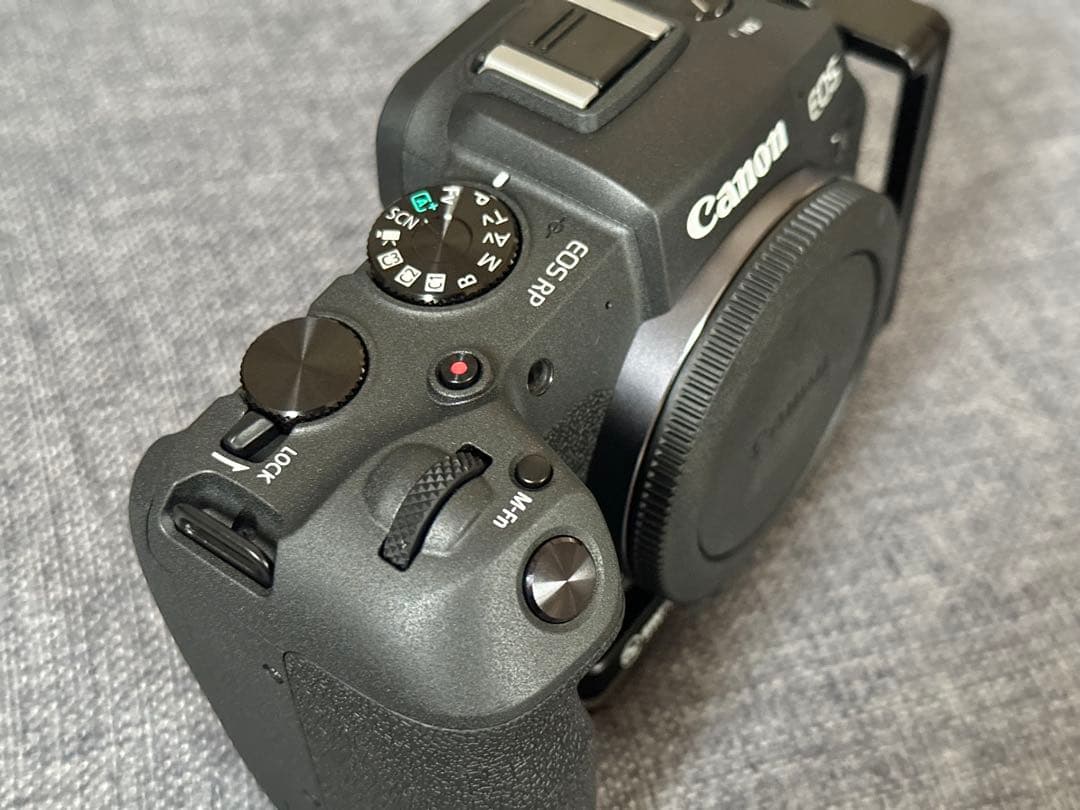 Canon EOS RP ボディ　2000ショット未満