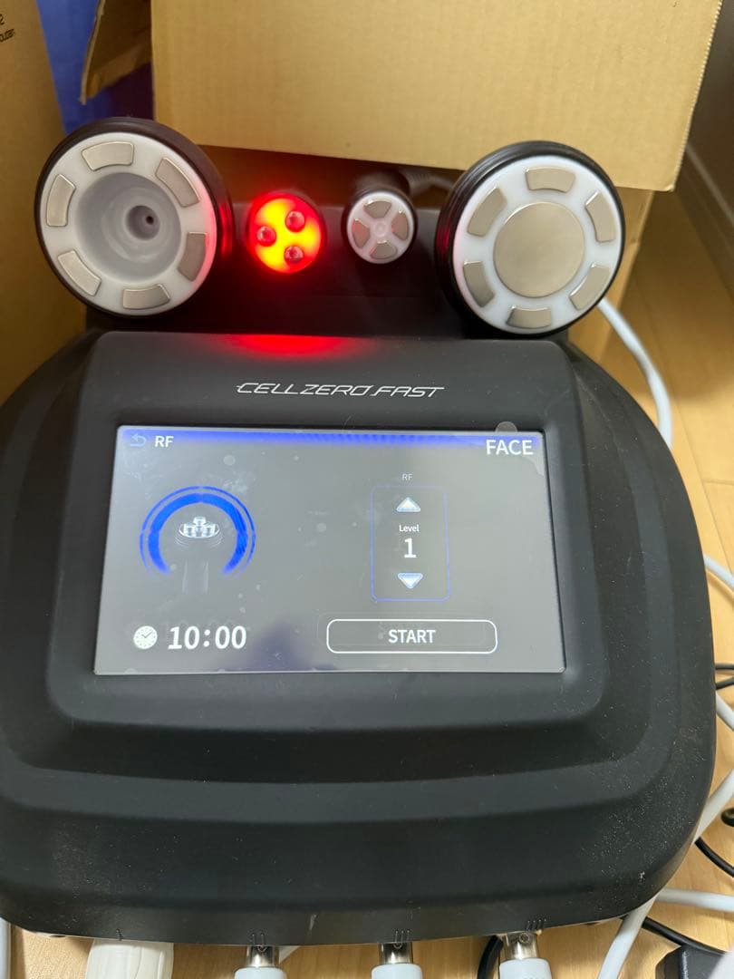 自分でエステ　セルゼロファスト　美顔器　痩身