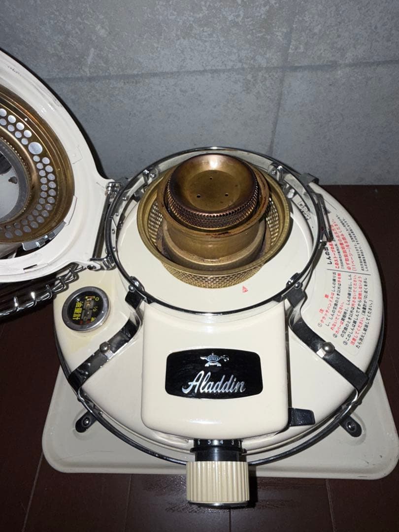 【お値下げしました】Aladdin ブルーフレームヒーター BF3905 白