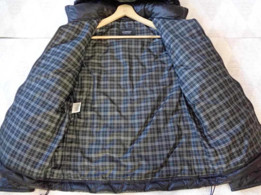 極美品　バーバリーブラックレーベル　4ＷＡＹ　ダウンジャケット　ＬＬ　黒
