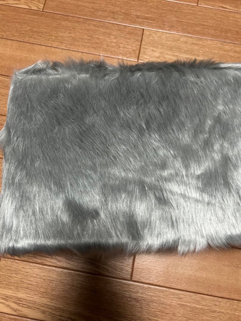 bravest studios ファーサンダル