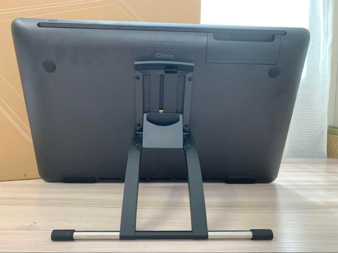 ワコム DTK2260K0D Cintiq 22 液晶タブレット 21.5型