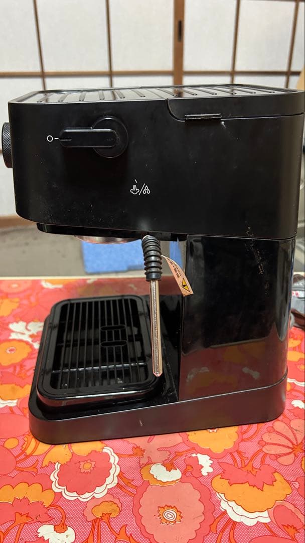 デロンギ　エスプレッソマシン　スティローザ