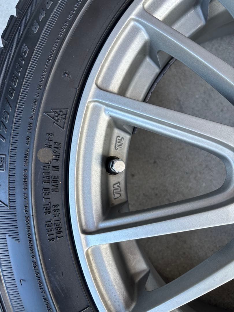 15インチ タイヤ　ホイールセット スタッドレスタイヤ　175/65R15