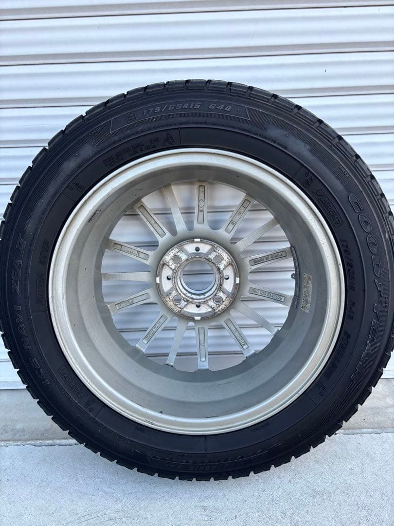 15インチ タイヤ　ホイールセット スタッドレスタイヤ　175/65R15