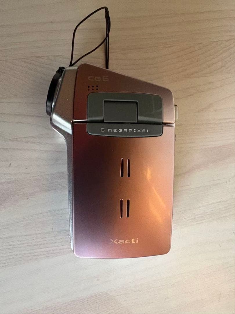 SANYO Xacti DMX-CG6型 デジカメ（美品）