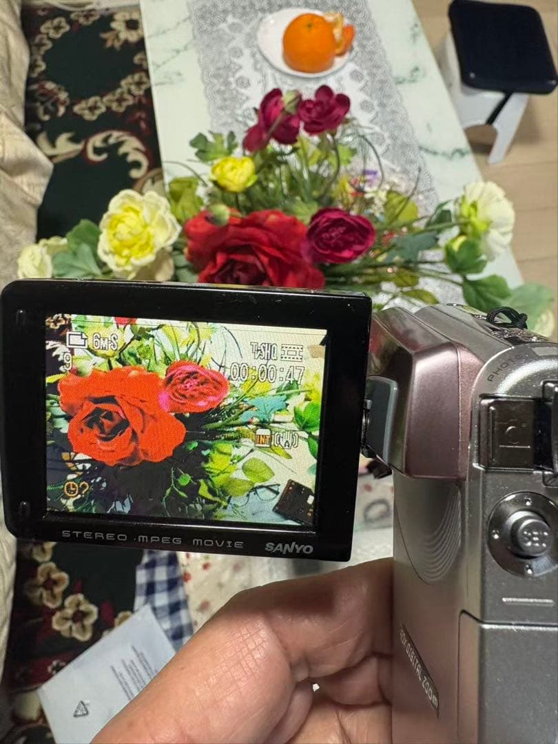 SANYO Xacti DMX-CG6型 デジカメ（美品）