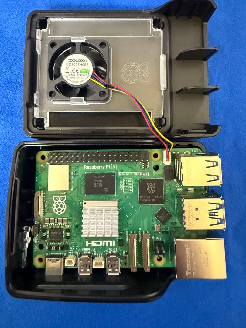 Raspberry Pi 5 / 4GB + 公式ケース(ブラック)+アダプター