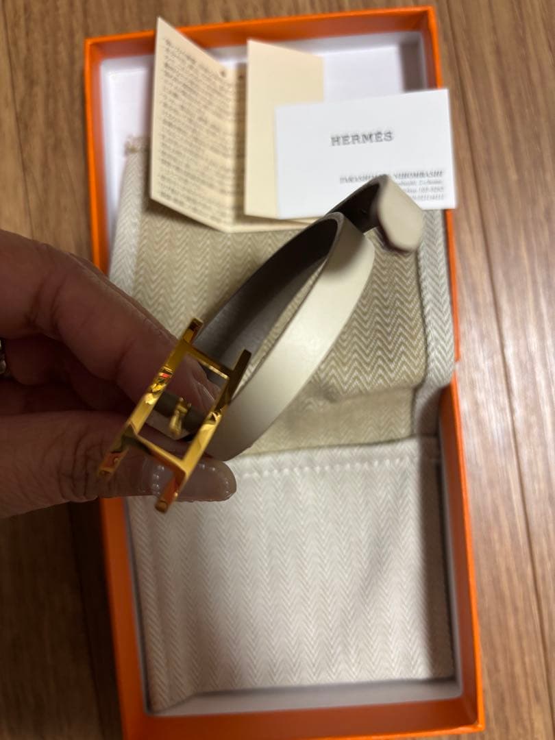 エルメス　HERMES レザーブレスレット　ビーアピ　ドゥブルトゥール