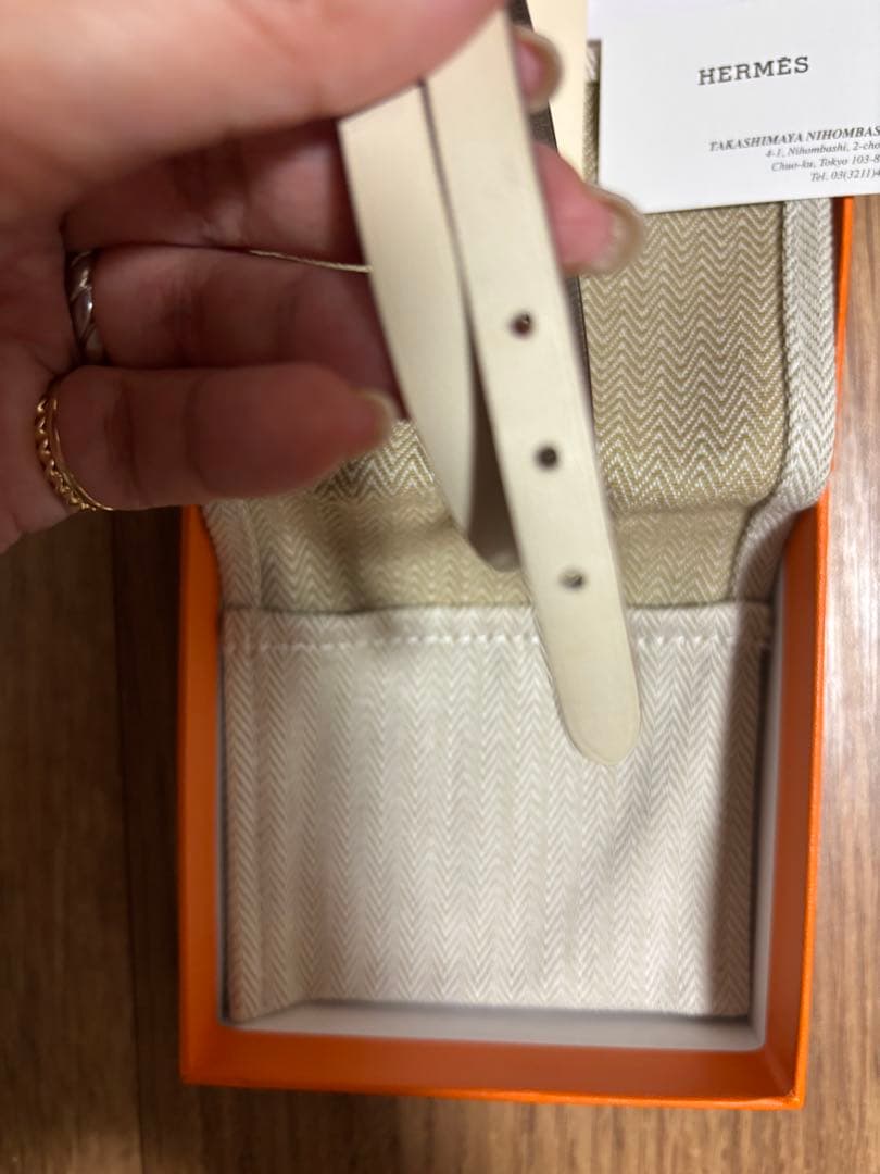 エルメス　HERMES レザーブレスレット　ビーアピ　ドゥブルトゥール