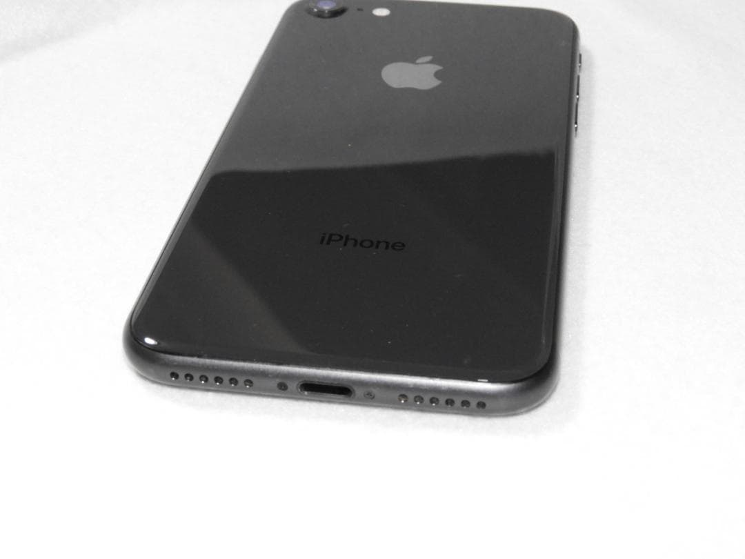 iPhone8 64GB A1906 MQ782J/A SIMフリー