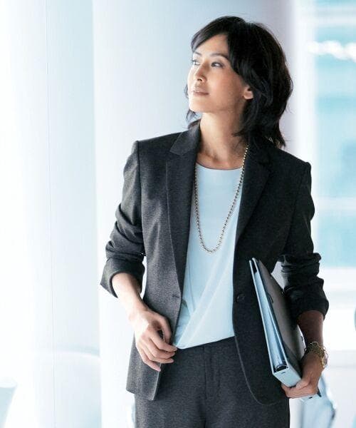 自由区＊定6.4万＊テーラードジャケット＋スカートスーツ　セットアップ