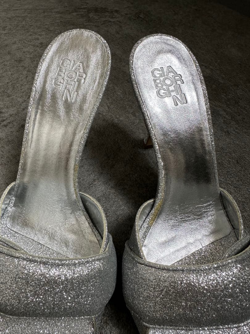 【GIA BORGHINI（ジア・ボルギーニ）】シルバー サンダル 5cmヒール