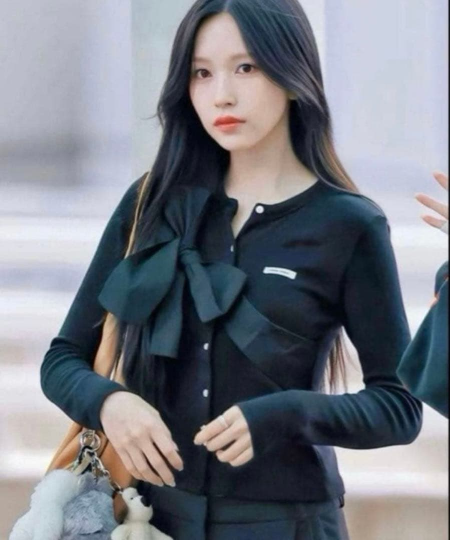 2/6まで値下げ 新品 crank リボンニットカーディガン 黒