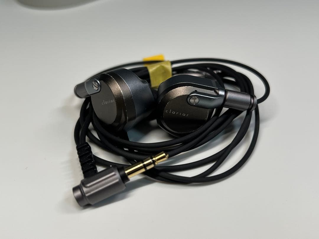 中古品 Clariar i640 6BAイヤホン