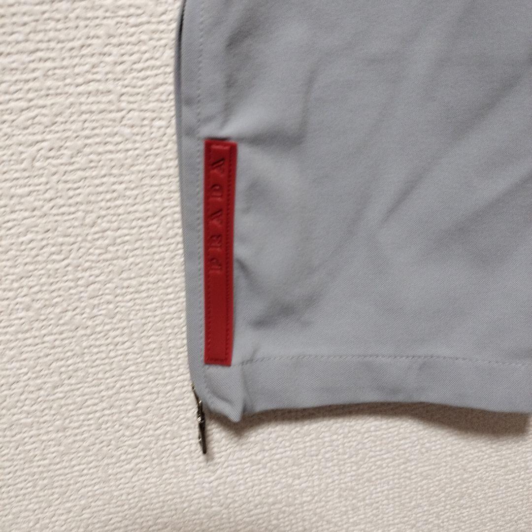 PRADA プラダスポーツ ジッパーポケット付き グレーショートパンツ