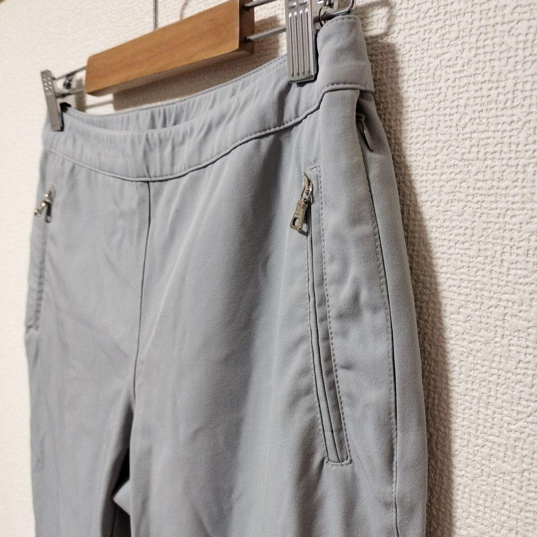 PRADA プラダスポーツ ジッパーポケット付き グレーショートパンツ