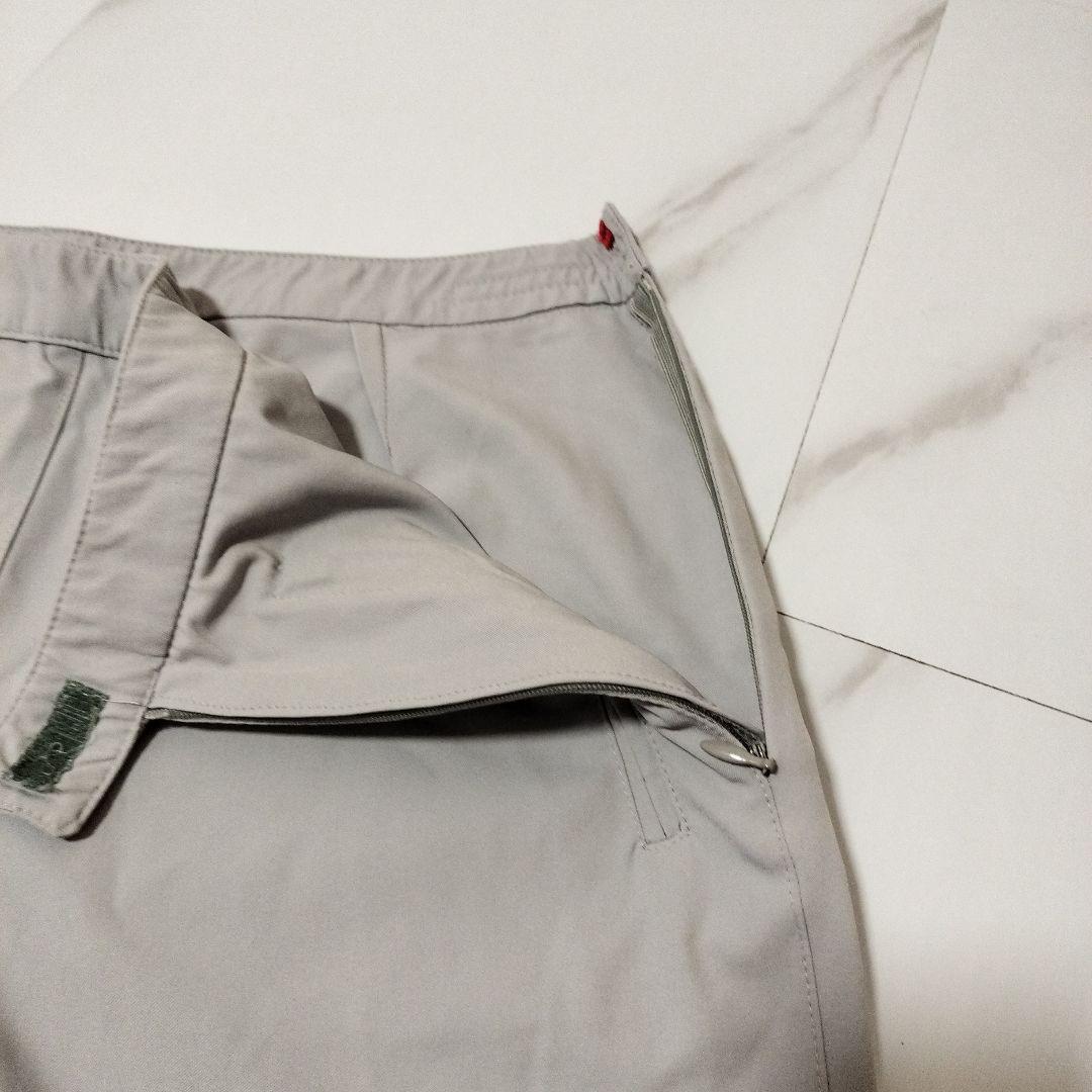 PRADA プラダスポーツ ジッパーポケット付き グレーショートパンツ