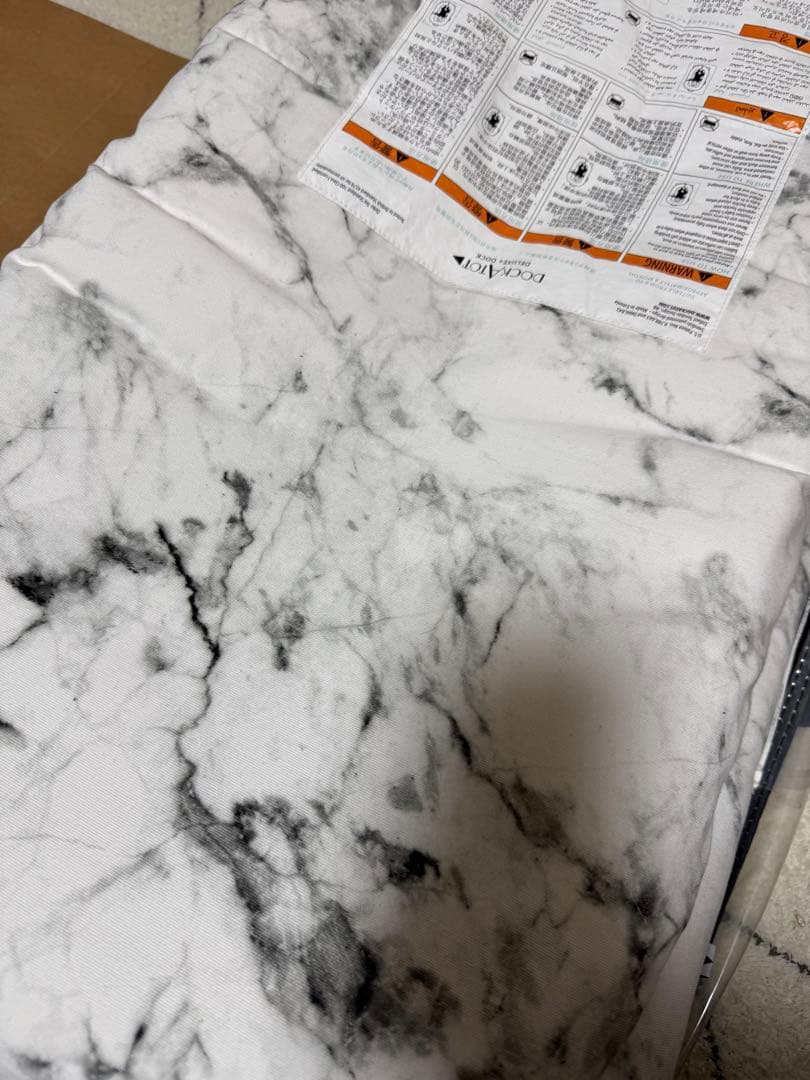 DockATot ベビー用ドッキングシート 大理石模様