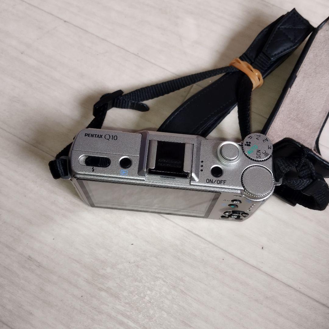 PENTAX ペンタックス ミラーレス一眼 Q10 ボディ シルバー