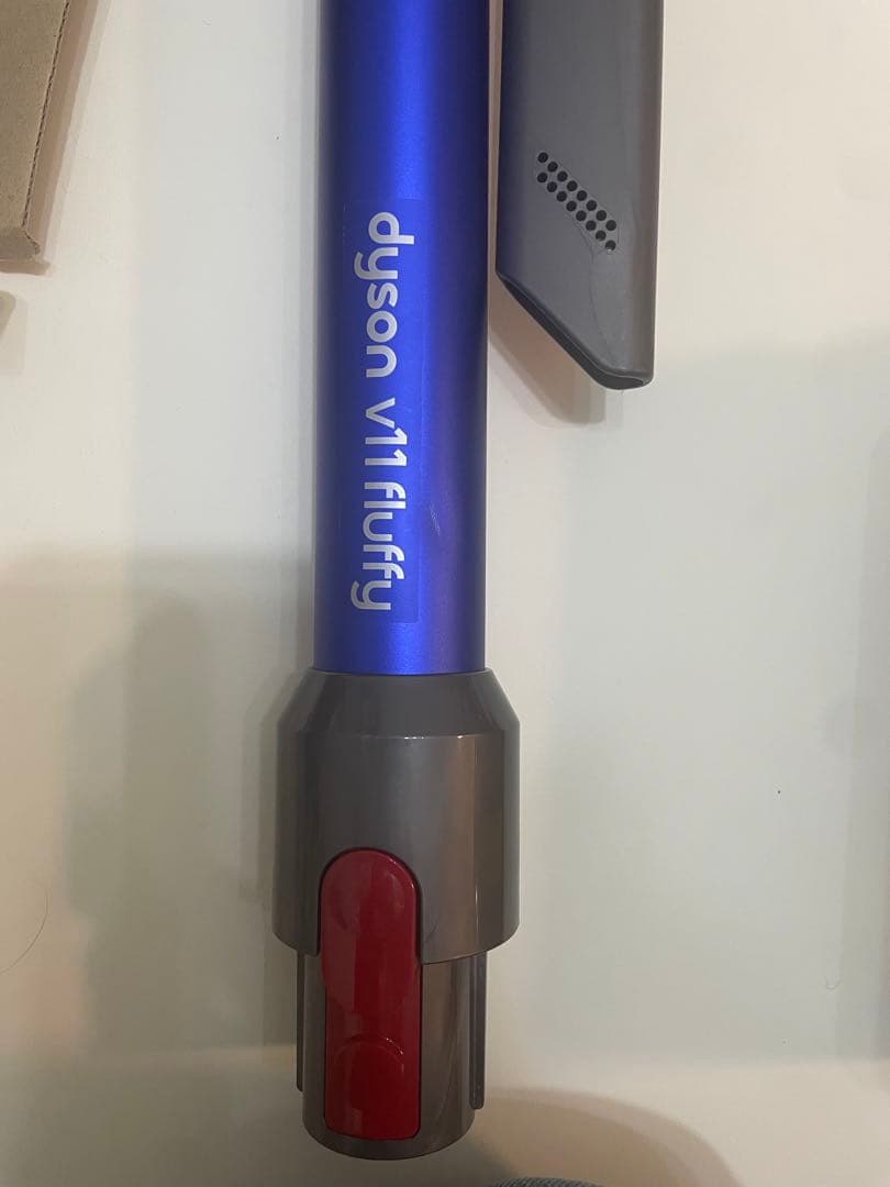 【美品】dyson 掃除機 コードレスクリーナー V11 sv14