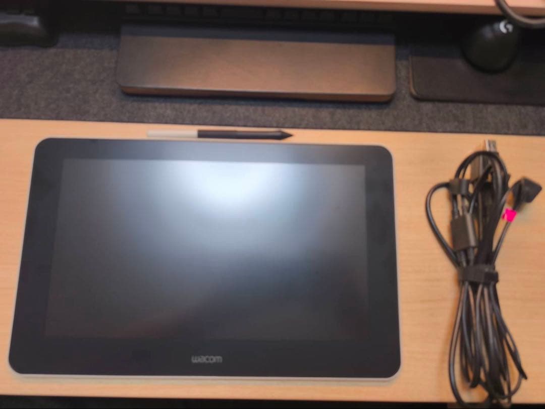 Wacom One DTC133 液晶ペンタブレット