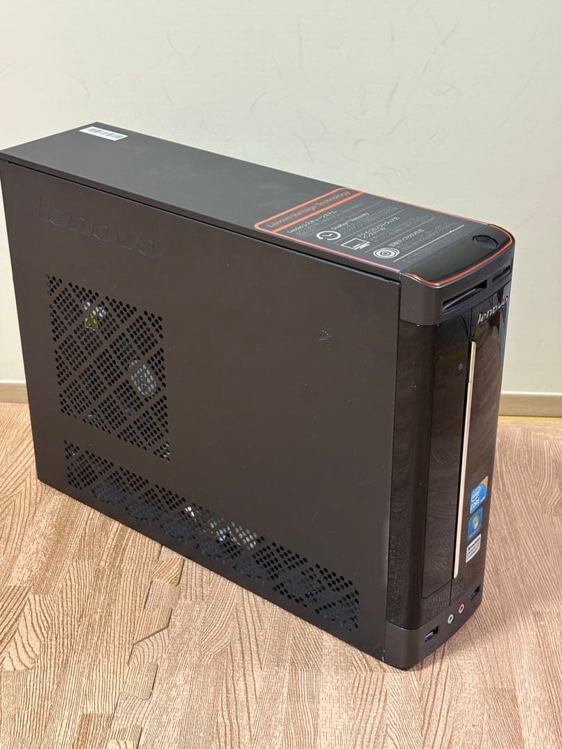 Lenovo デスクトップPC/i7/メモリ16/SSD240GB/Office