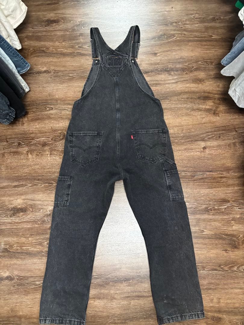 リーバイス オーバーオール　ブラックデニム