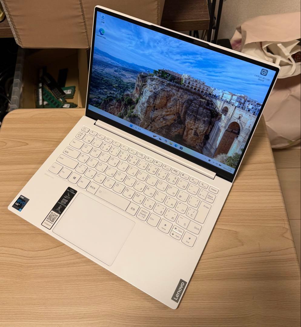 Windowsノート本体 Yoga Slim 750i Carbon i7-1165G7/16GB/256