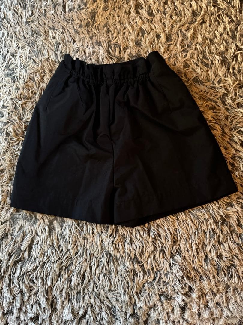 nalaショートパンツ