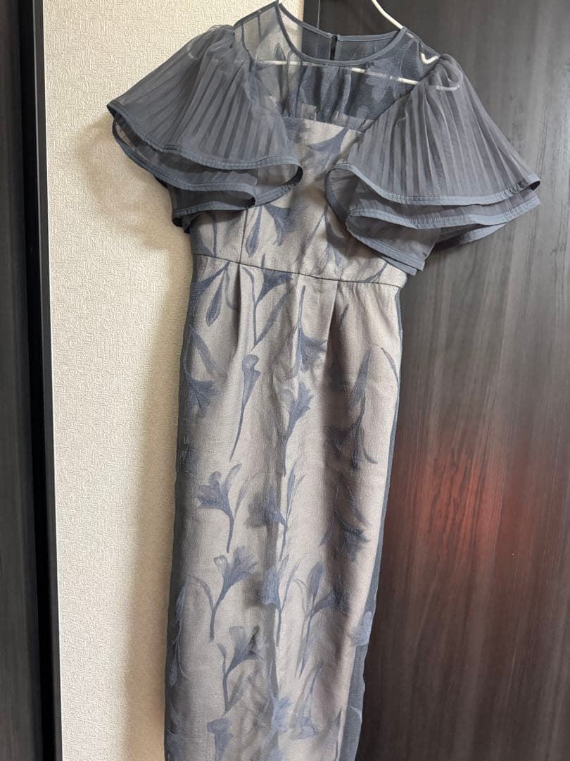 スーツ・フォーマル・ドレス Circurar sleeve flower dress