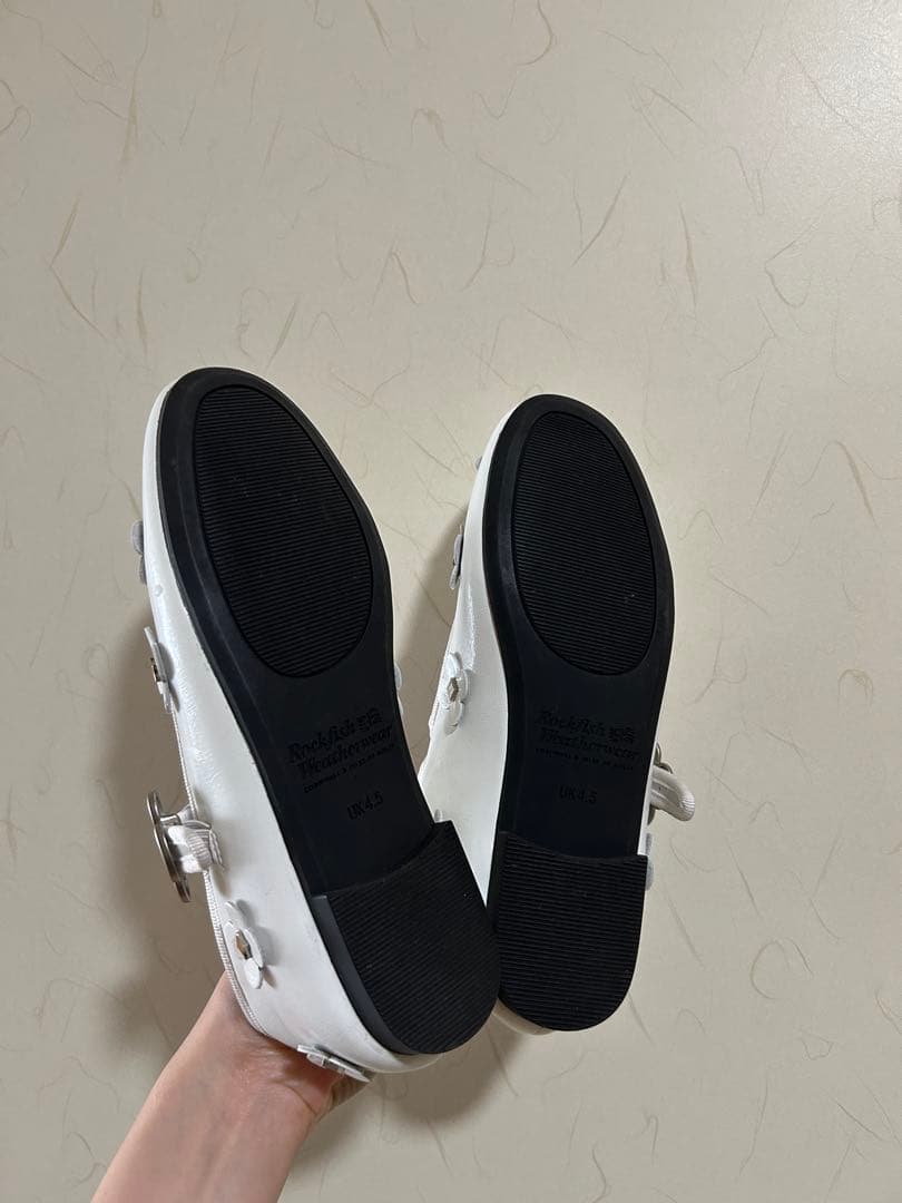 靴 [X MINJUKIM] FLORAL PATCH MARYJANES