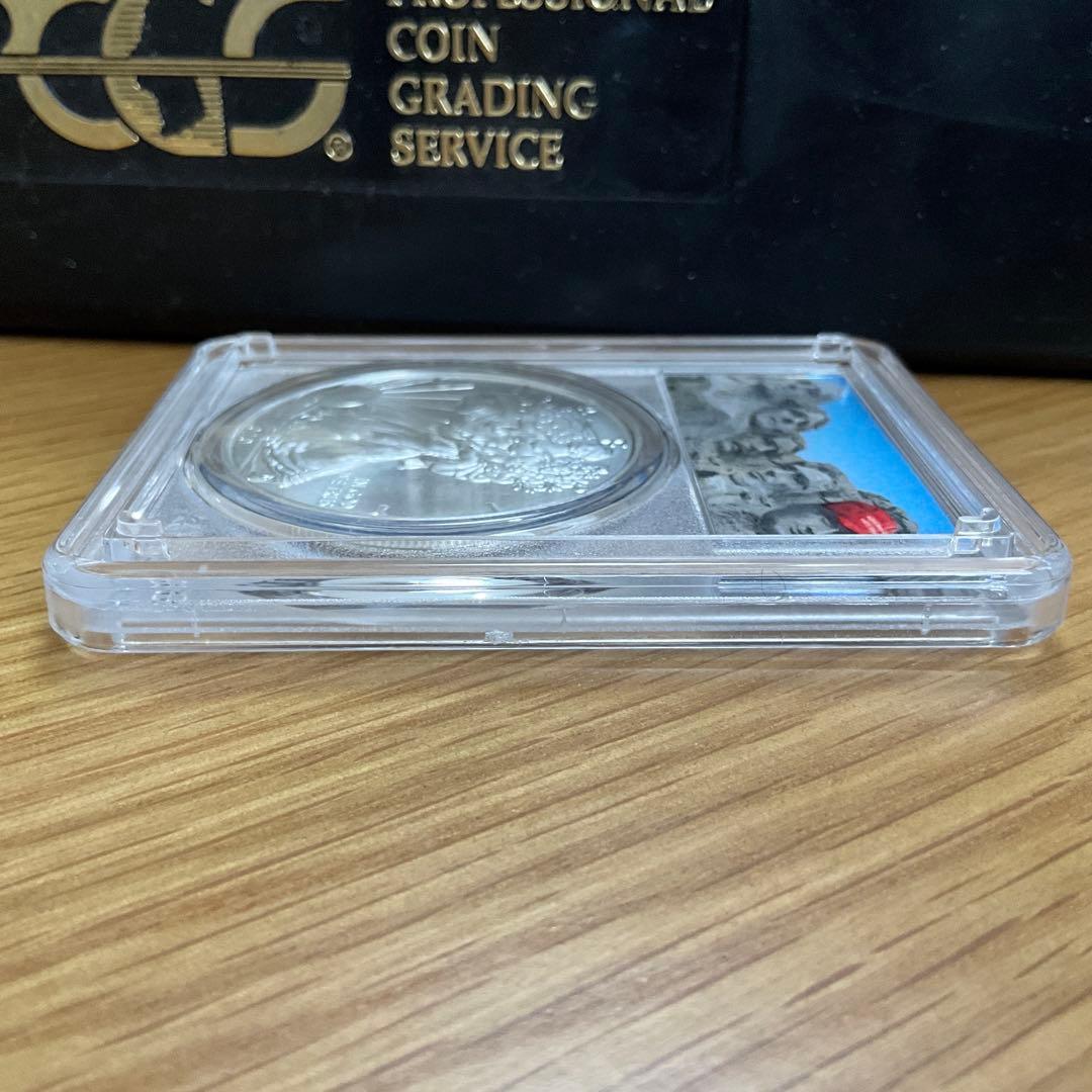 【新品】イーグル銀貨 ラシュモア山 トランプ大統領 2020 PCGS MS70