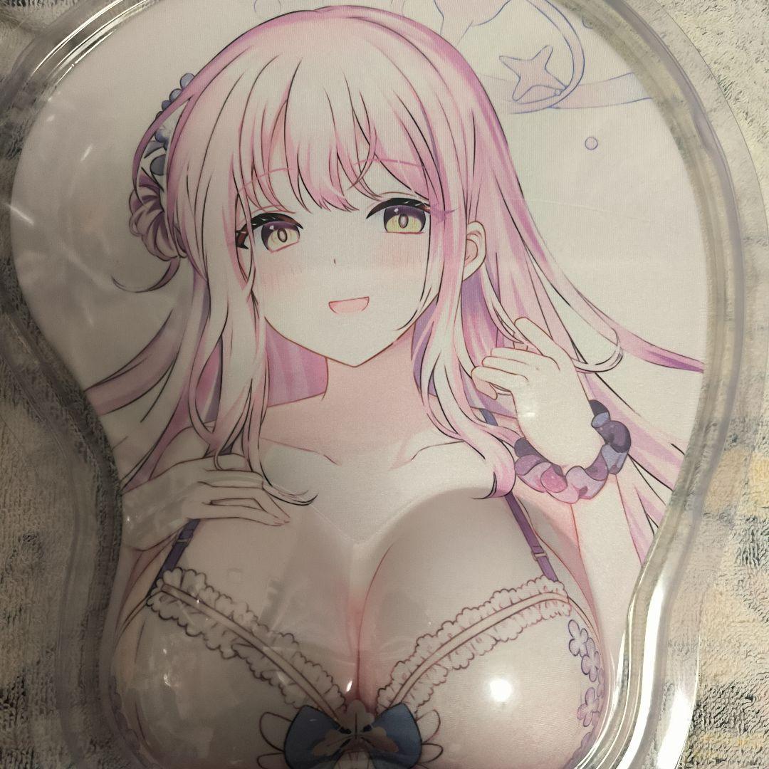 ミカ　立体マウスパッド　ブルーアーカイブ