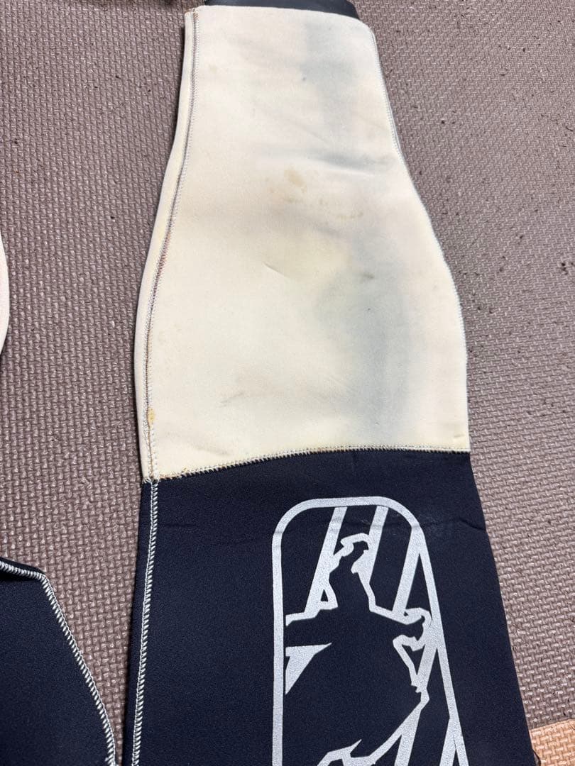 【未使用品】　※希少※XXL セミドライウェットスーツ 訳アリ