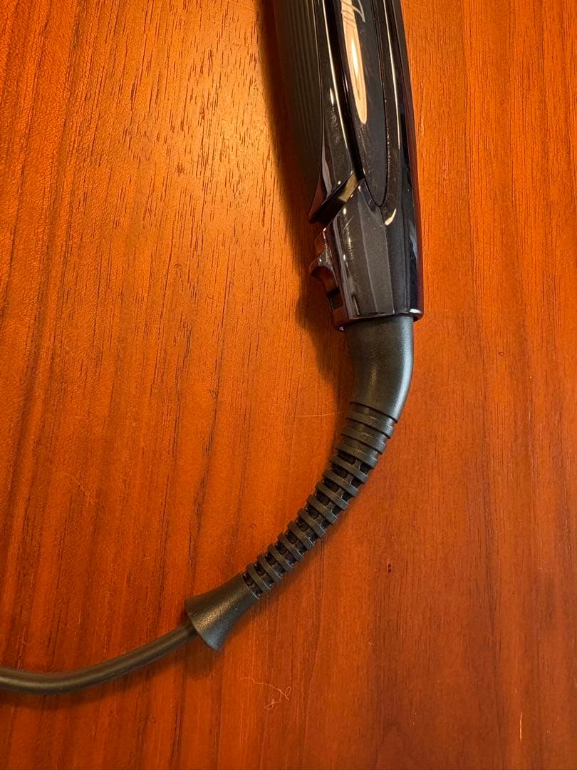 【美品】リファ　ストレートアイロン ブラック