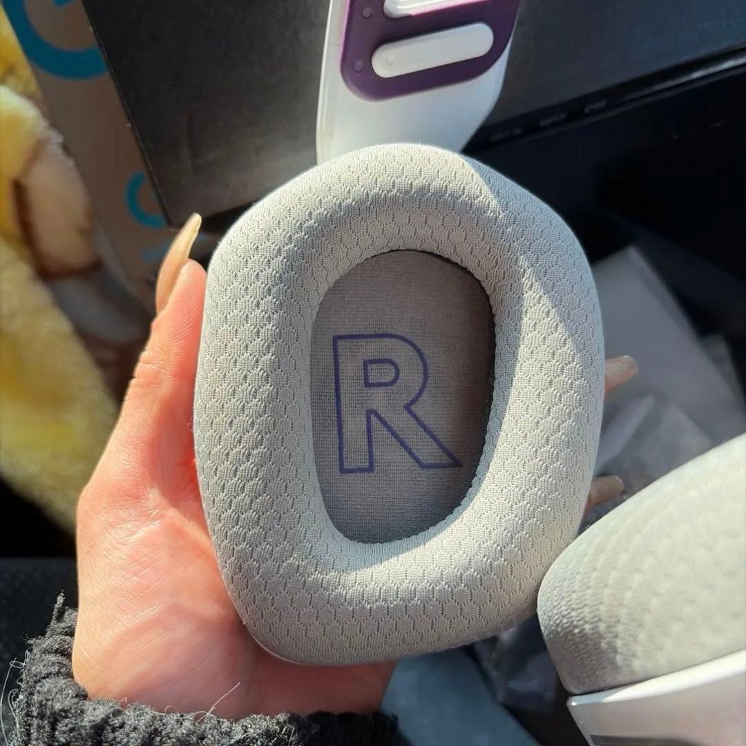 Logitech G733 ワイヤレスゲーミングヘッドセット