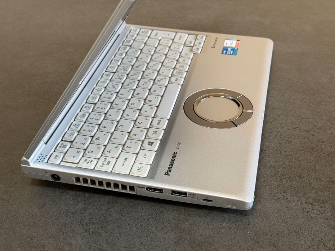 パナソニックLet's note SV1 第11世代 i7 32GB 512GB