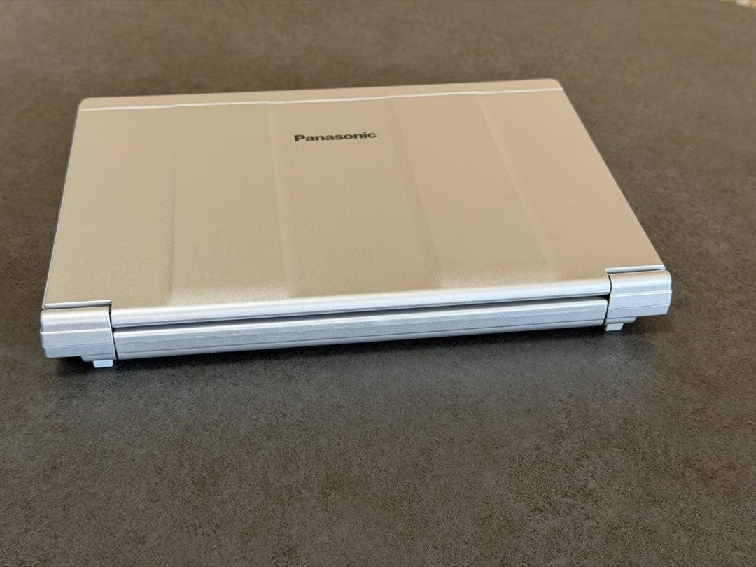 パナソニックLet's note SV1 第11世代 i7 32GB 512GB