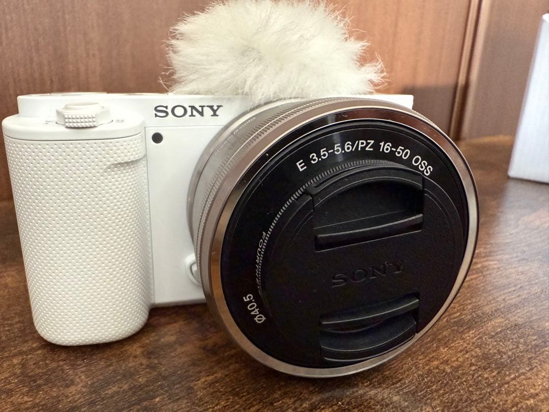 Sony ZV-E10L ホワイト デジタル一眼カメラパワーズームレンズキット