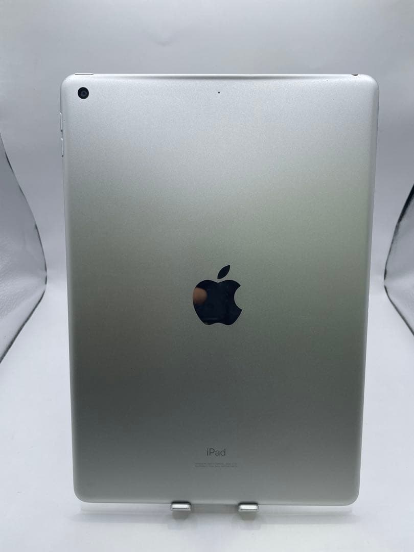 iPad 7世代 32GB 本体　バッテリー83％